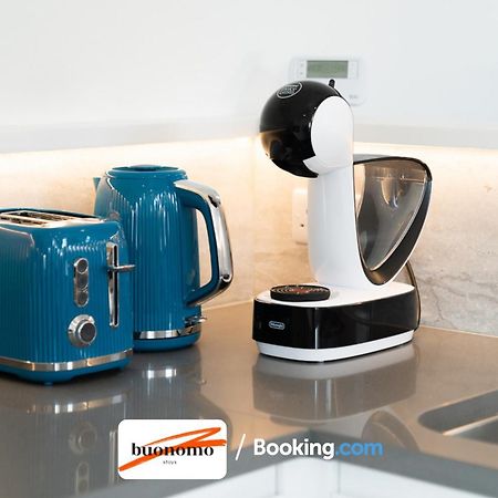 Two Bedroom Apartment At Buonomo Stays Short Lets & Serviced Accommodation London Exterior foto