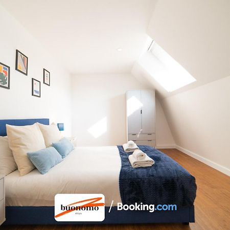 Two Bedroom Apartment At Buonomo Stays Short Lets & Serviced Accommodation London Exterior foto