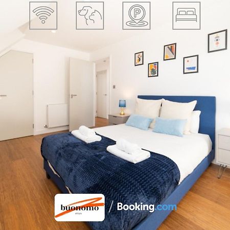 Two Bedroom Apartment At Buonomo Stays Short Lets & Serviced Accommodation London Exterior foto